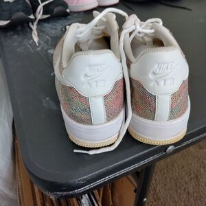 Nike Air Sneakers with Multicolor Knit